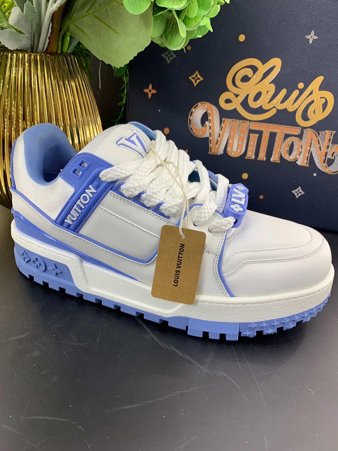 LV Skor